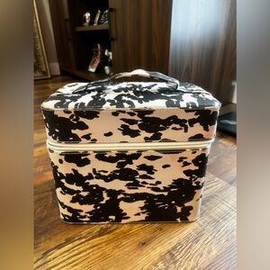 sterling kreek make up/craft case